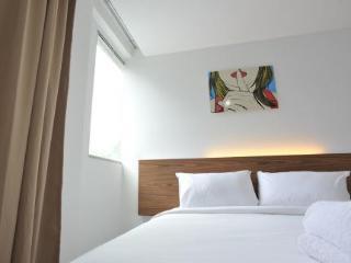V Hotel