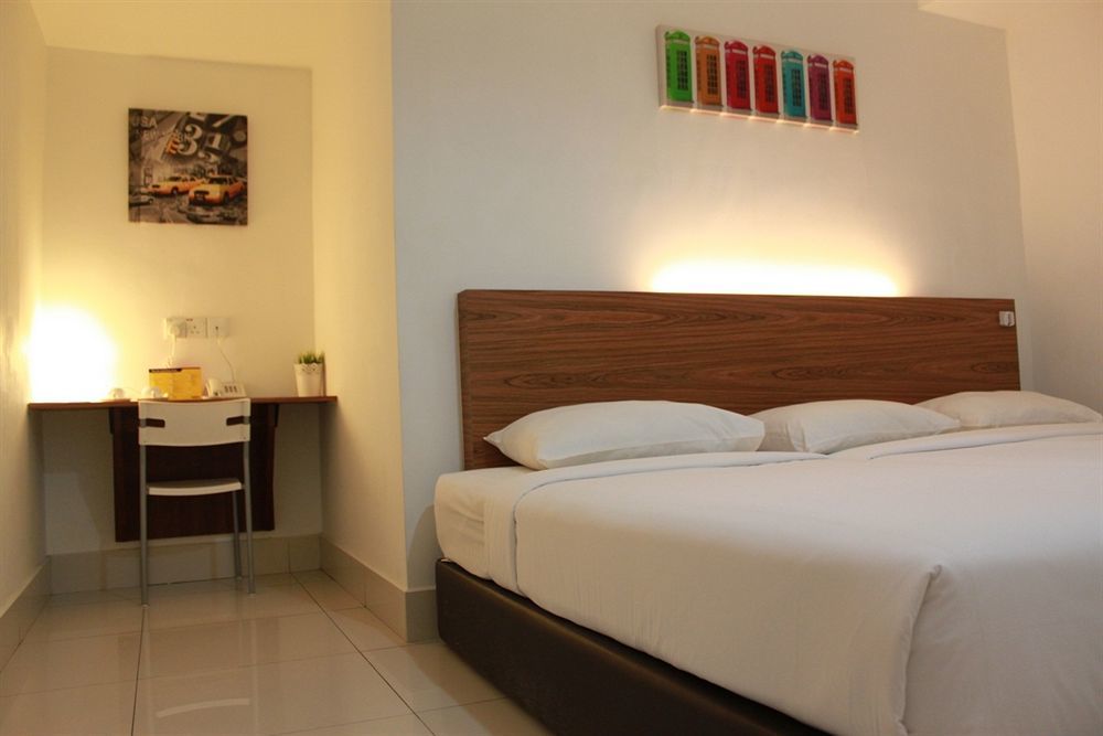 Hotel V 3*